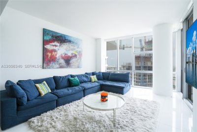 Alquiler de apartamento en Paramount Miami WorldCenter 2101