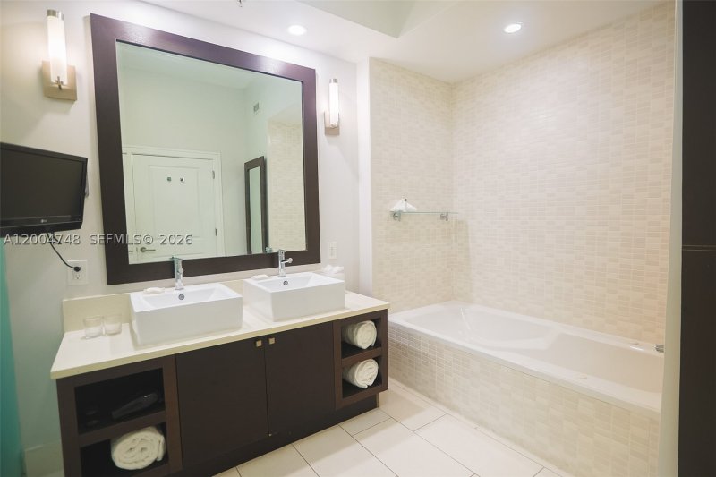 Condo for sale at The Blue Doral 311