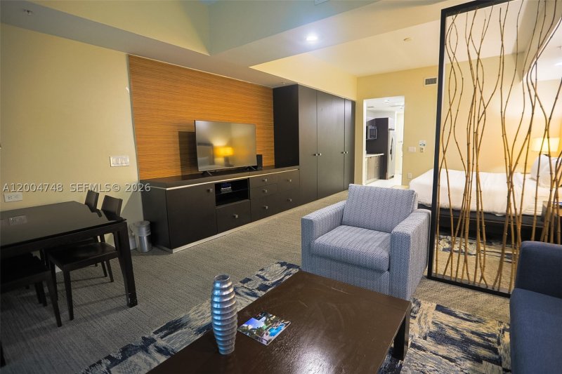 Condo for sale at The Blue Doral 311