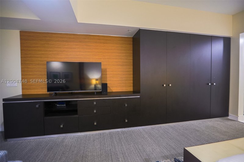 Condo for sale at The Blue Doral 311