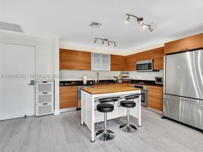 Comprar apartamento en Midtown Miami 4 M0306