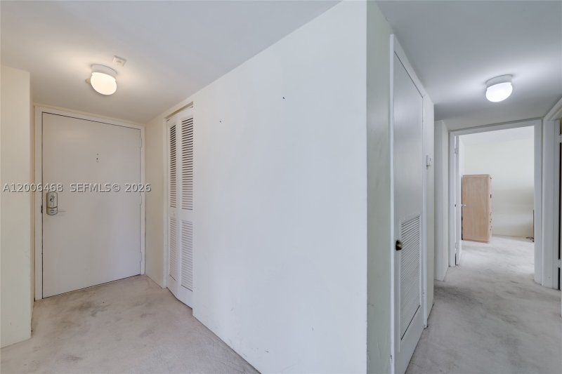 Comprar apartamento en Charter Club Condos 421