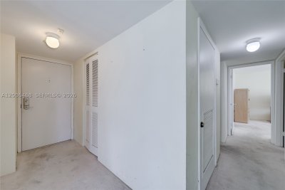 Comprar apartamento en Charter Club Condos 421