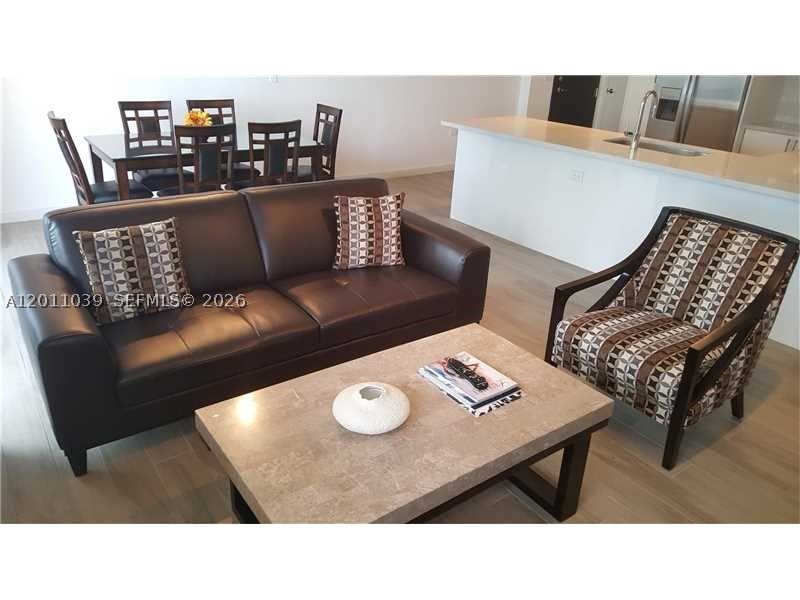 Alquiler de apartamento en Nine at Mary Brickell Village 2514