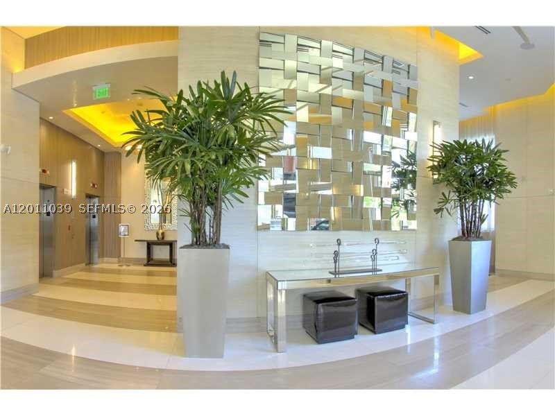 Alquiler de apartamento en Nine at Mary Brickell Village 2514