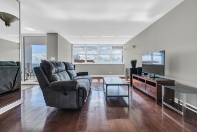 Comprar apartamento en Trafalgar Towers 1702