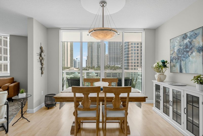 Condo for sale at 350 Las Olas Place 1030