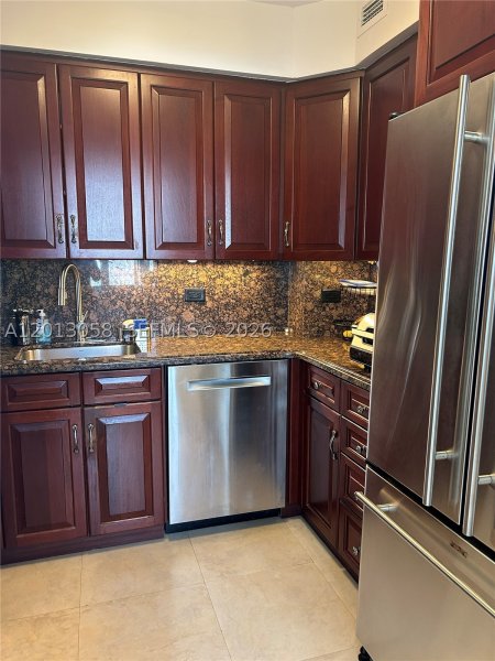 Apartment for rent at Parkview Point 7J