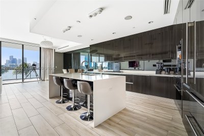 Echo Aventura Apt #216