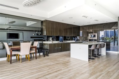 Comprar apartamento en Echo Aventura 216