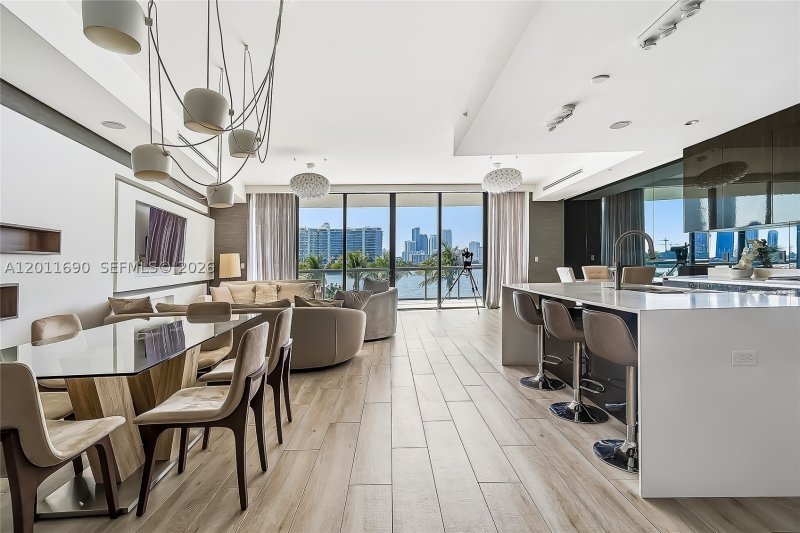 Comprar apartamento en Echo Aventura 216