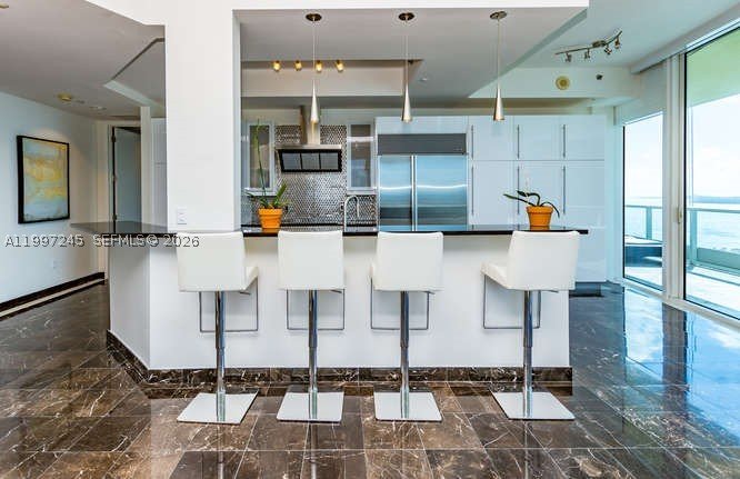 Alquiler de apartamento en Continuum I South 3101