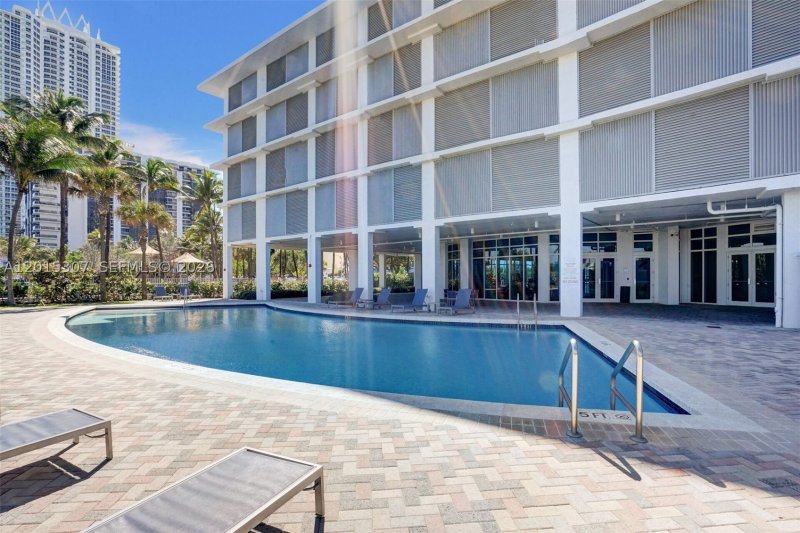 Apartment for rent at Bel Aire 1107