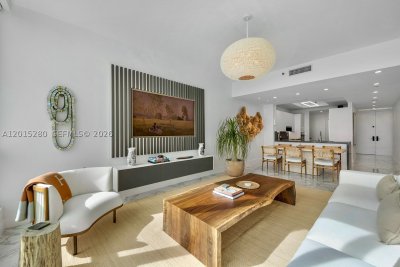 Comprar apartamento no Continuum I South 2003