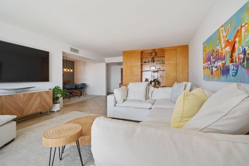Comprar apartamento en Del Prado South Tower 504