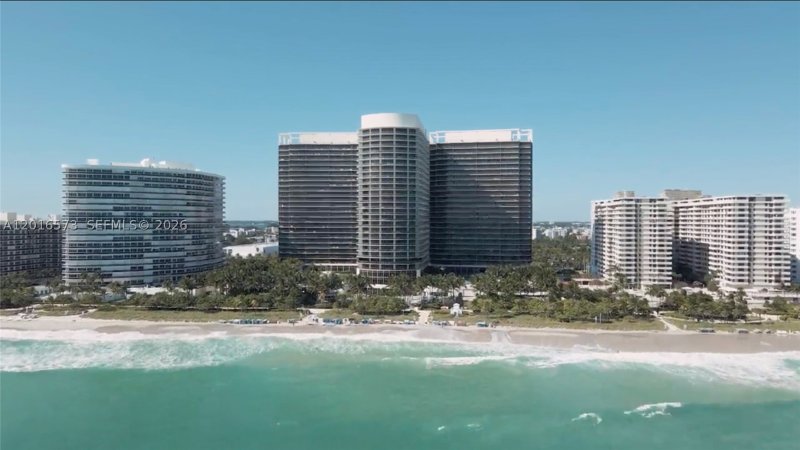 Alquiler de apartamento en St Regis Bal Harbour North 1205N