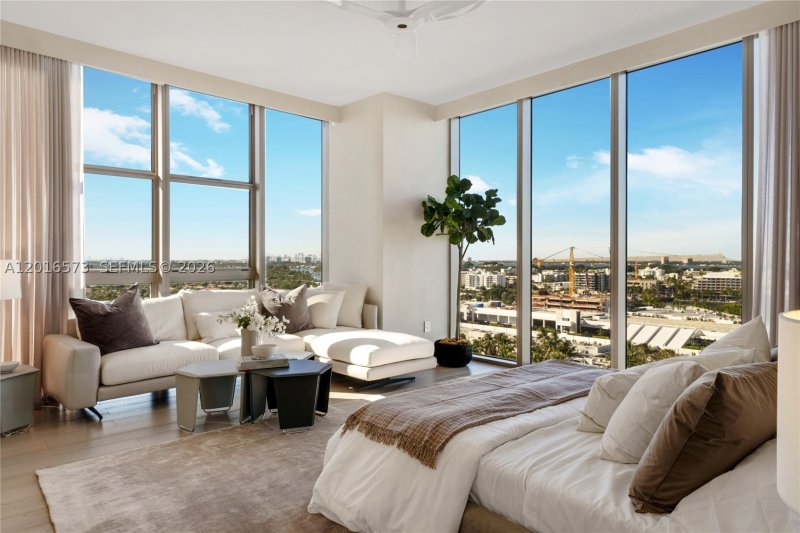 Alquiler de apartamento en St Regis Bal Harbour North 1205N