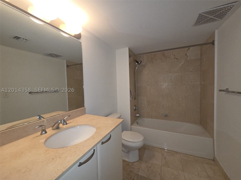 Comprar apartamento no Skyline On Brickell 1808