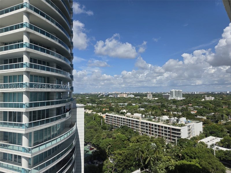 Comprar apartamento no Skyline On Brickell 1808