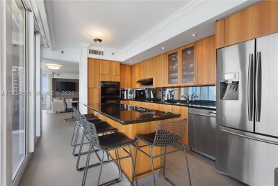 Aluguel de apartamento no Ocean Two 1701