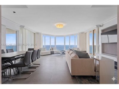 Aluguel de apartamento no Ocean Two 1701