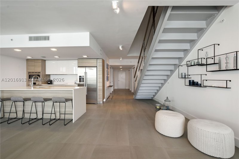 Comprar apartamento en Peloro PH-712