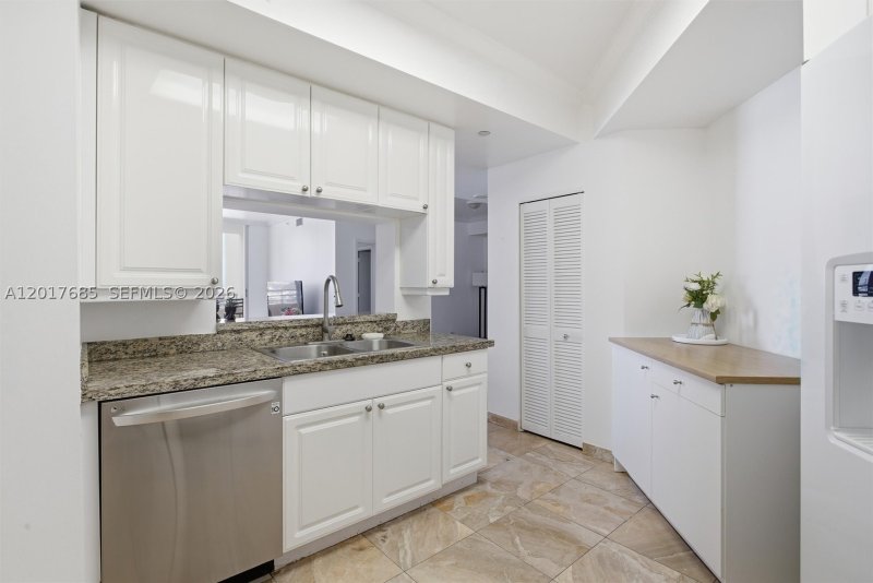 Apartment for rent at One Tequesta Point 2010
