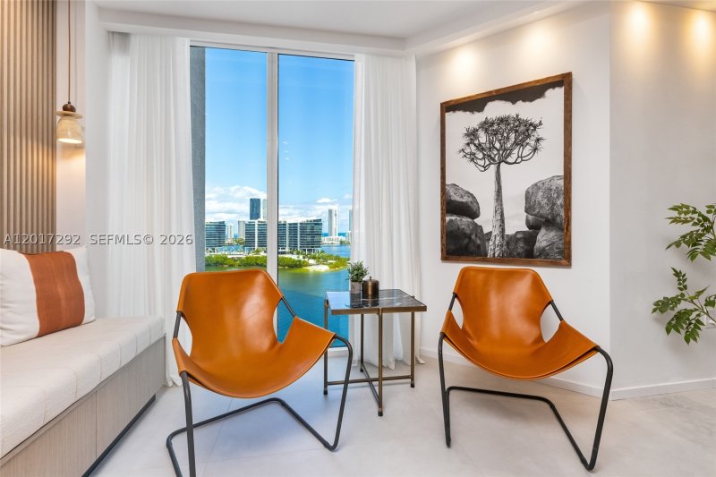 Condo for sale at Peninsula I 1503/1504