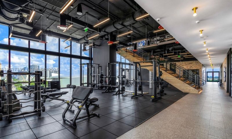 Condo for sale at The Elser Hotel and Residences 4701