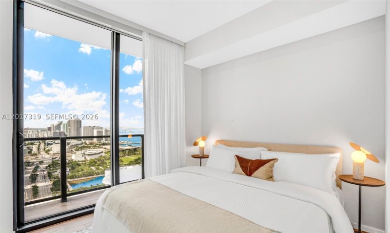 Condo for sale at The Elser Hotel and Residences 4701