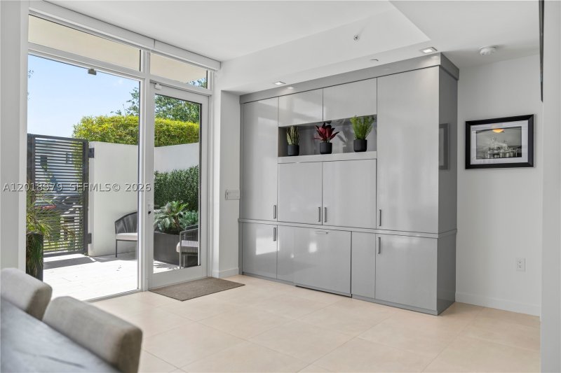 Apartment for rent at Tiffany House TH2