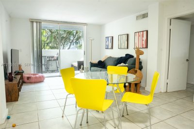 Aluguel de apartamento no Nirvana 3 B215