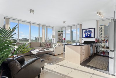 Axis on Brickell North Tower Apt #2925-N