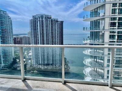 Comprar apartamento en Met 1 2606