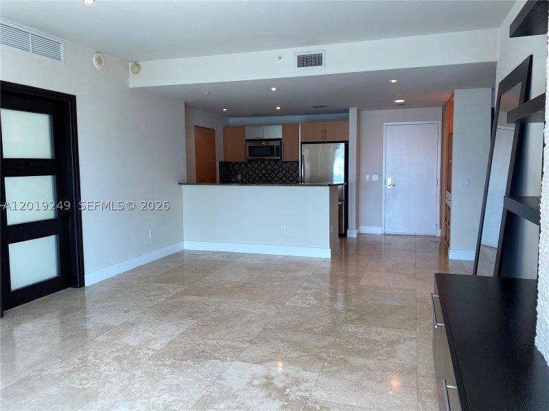 Comprar apartamento en Met 1 2606