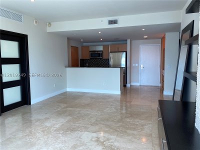 Comprar apartamento en Met 1 2606