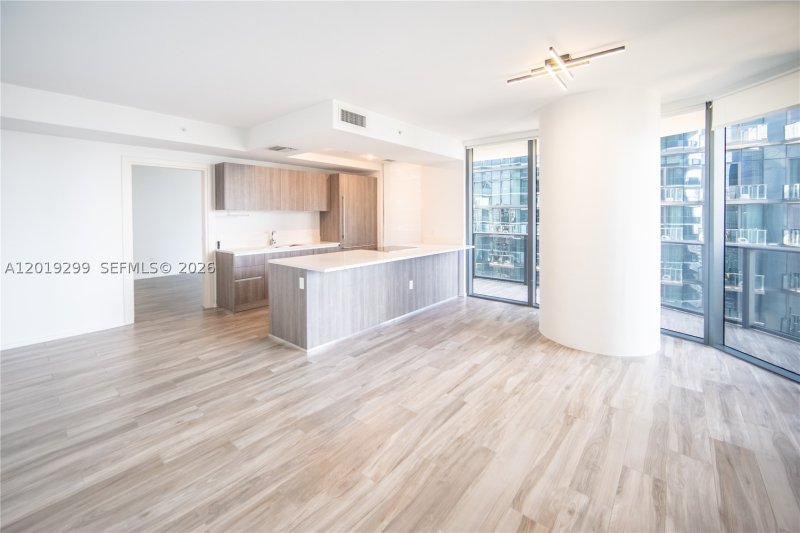 Comprar apartamento en SLS Lux Brickell 3905