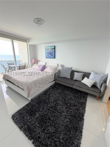 Aluguel de apartamento no Beach Club Three 3002