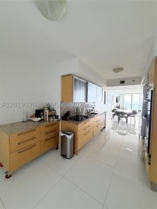 Aluguel de apartamento no Beach Club Three 3002
