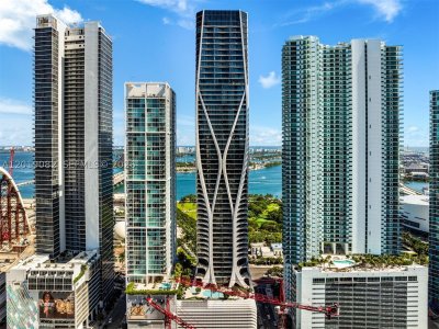 Comprar apartamento en One Thousand Museum 5101