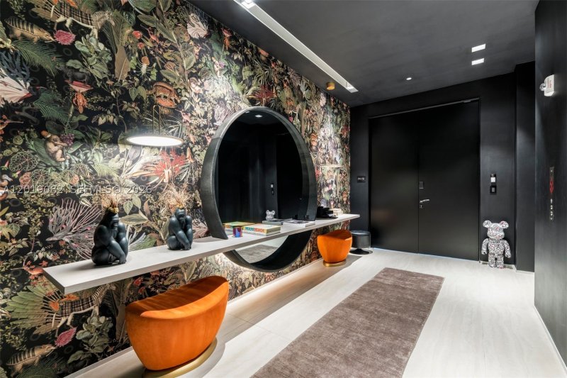 Comprar apartamento en One Thousand Museum 5101