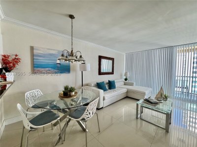 Alquiler de apartamento en The Wave Condo PH4