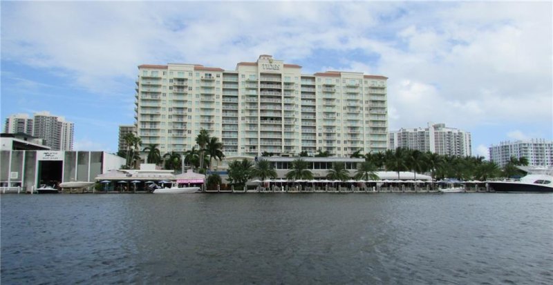 Apartment for rent at The Tides at Bridgeside Square 620