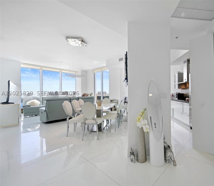 Condo for sale at Trump Royale 3501A