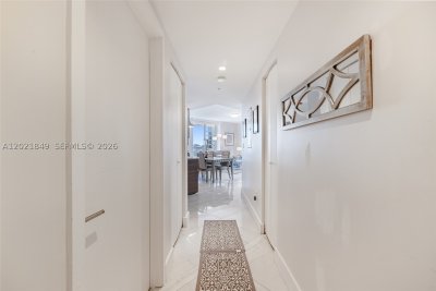 Comprar apartamento en Brickell Ten 1608