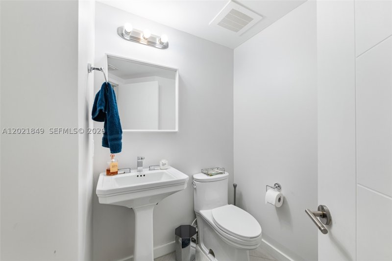Comprar apartamento en Brickell Ten 1608