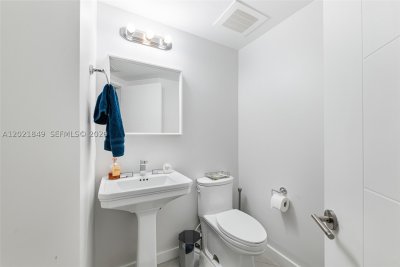 Comprar apartamento en Brickell Ten 1608