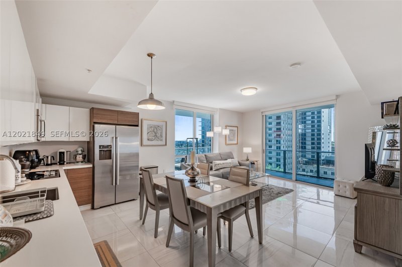 Comprar apartamento en Brickell Ten 1608