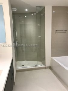 Alquiler de apartamento en Paramount Miami WorldCenter 207