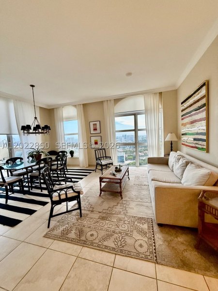 Alquiler de apartamento en Turnberry On The Green TS-03